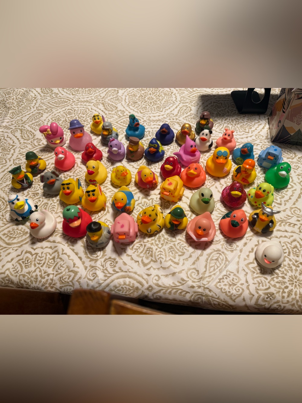 Huge rubber ducky lot